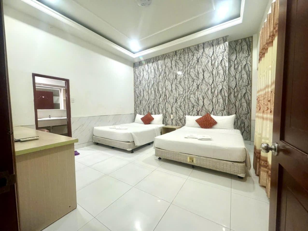 Mekong Hotel & Restaurant Ben Tre Esterno foto