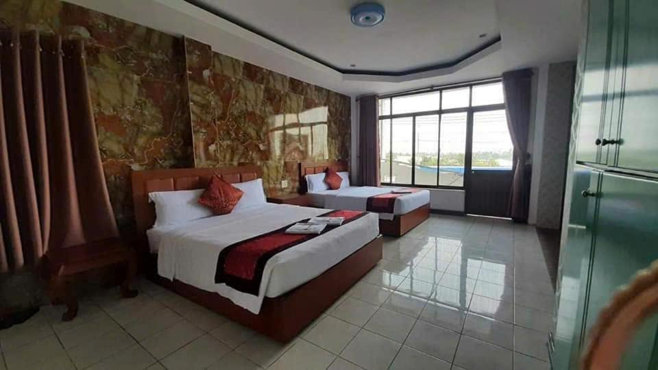 Mekong Hotel & Restaurant Ben Tre Esterno foto