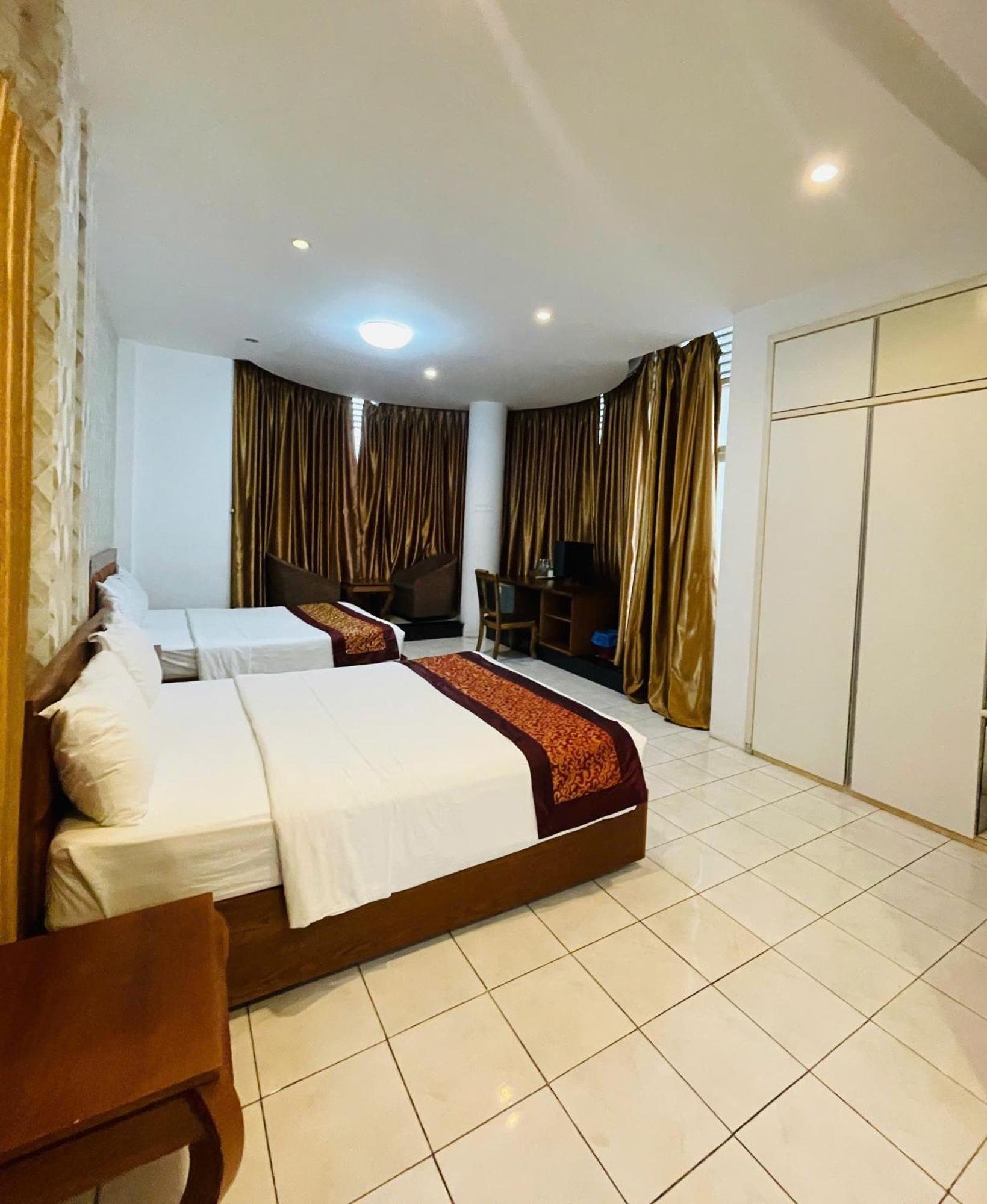 Mekong Hotel & Restaurant Ben Tre Esterno foto