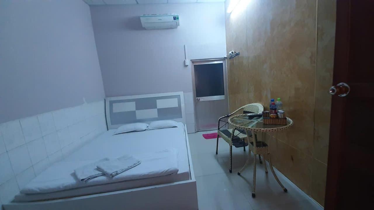 Mekong Hotel & Restaurant Ben Tre Esterno foto